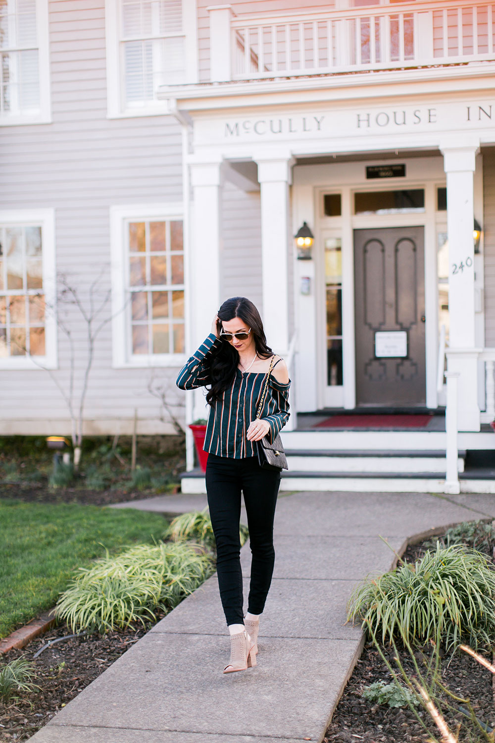 Pretty-Pure-One-Shoulder-Striped6