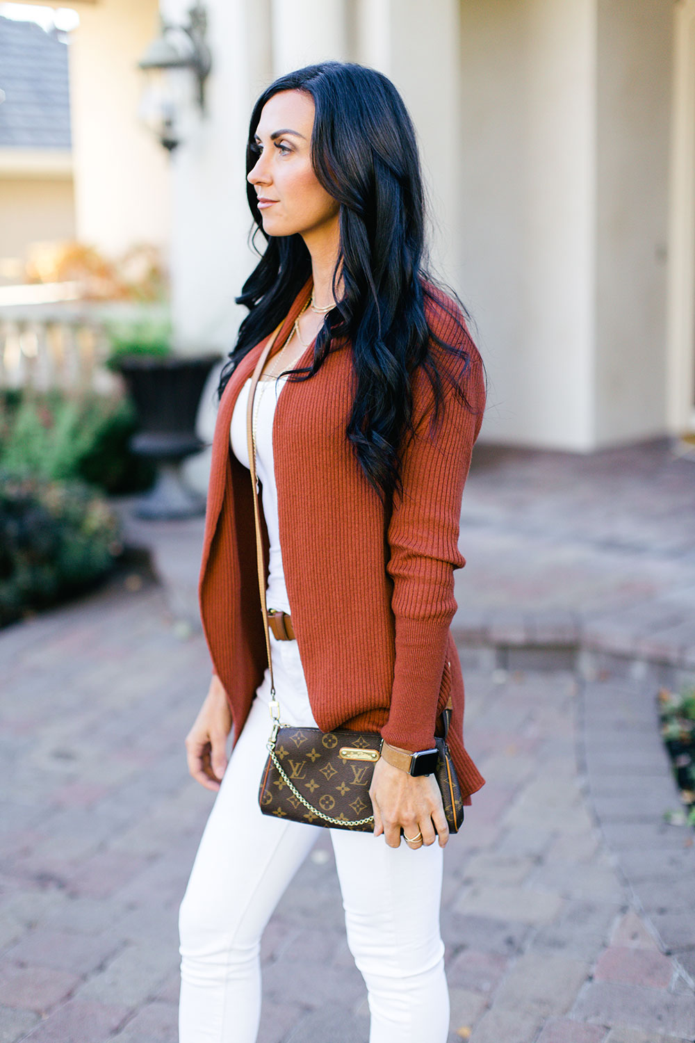 Pretty-Pure-Warm-Winter-White3