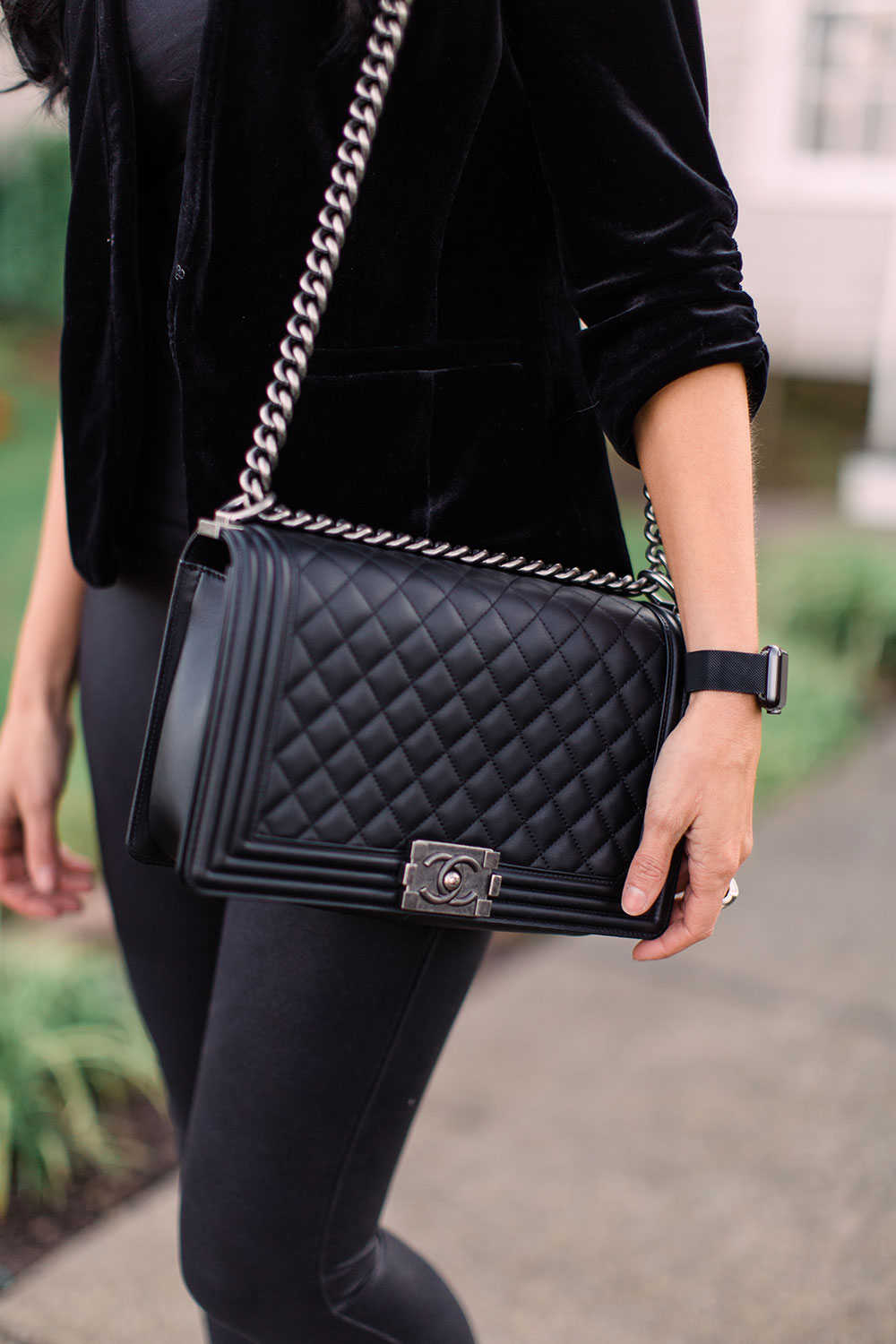 Pretty-Pure-Velvet-Leather3